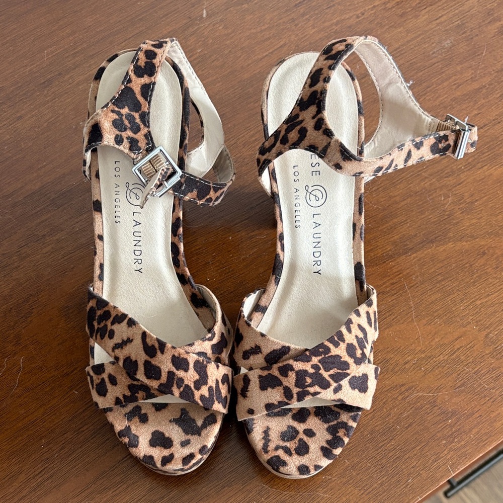 Chinese Laundry Brown Leopard Women's Sandals